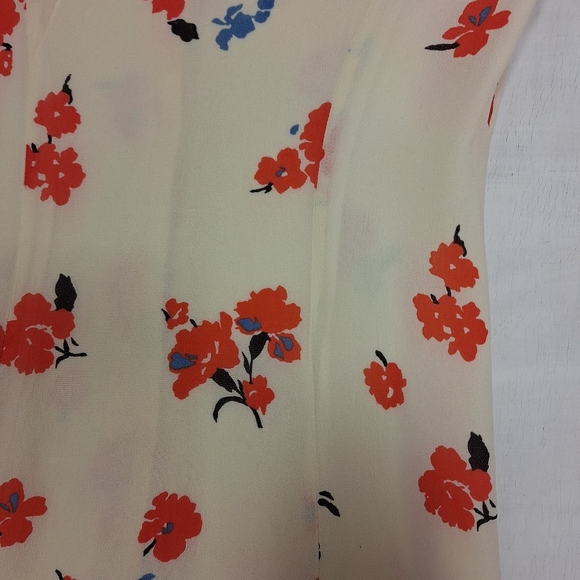 Reformation Shelia Floral Dress in Cream - Picture 5 of 5